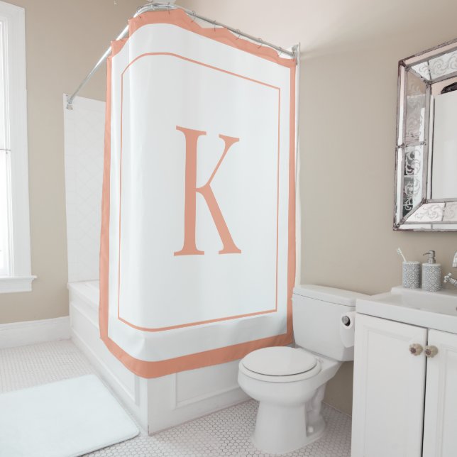 Rideaux De Douche Initiale monogramme pêche et blanc (En situation)