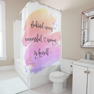 Rideaux De Douche La typographie de l'Ombre couleur rose, femme cour