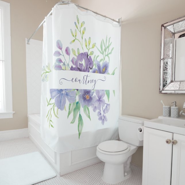 Rideaux De Douche Lilac aquarelle florale personnalisée (En situation)