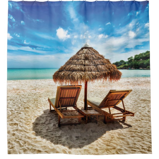 Rideaux De Douche Lounge on beach throw pillow (Devant)