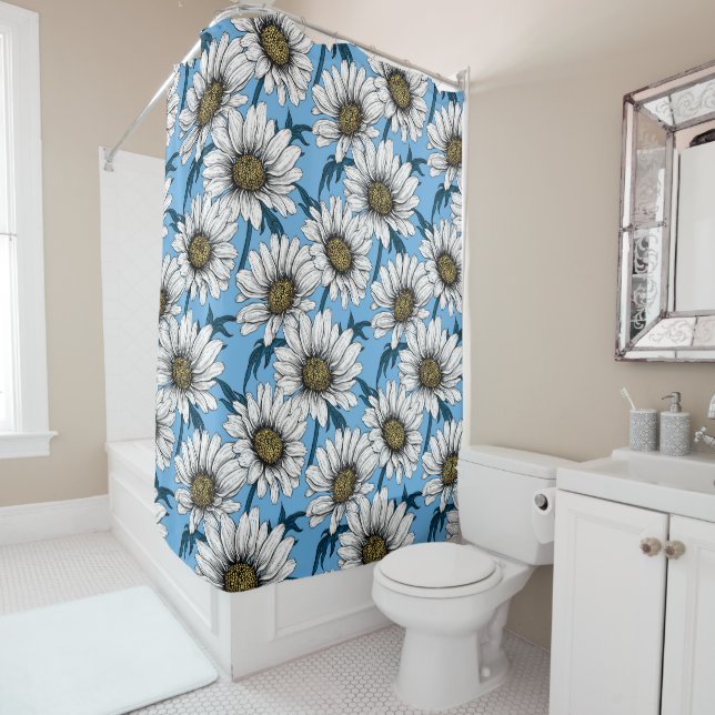 Rideaux De Douche Maisonnettes, fleurs sauvages sur bleu (En situation)