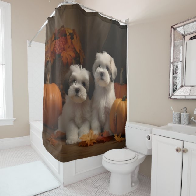 Rideaux De Douche Malti tzu Puppy Citrouille d'automne (En situation)