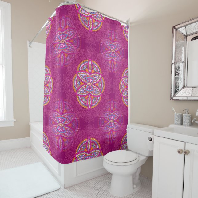 Rideaux De Douche Mandalas en motifs de répétition rose mélangés (En situation)
