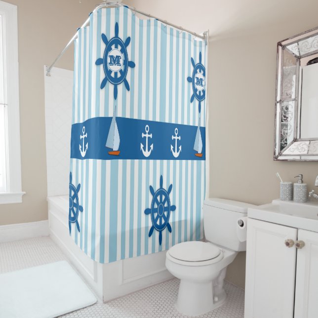 Rideaux De Douche Monogramme de plage nautique Ancre Bleu Blancs (En situation)