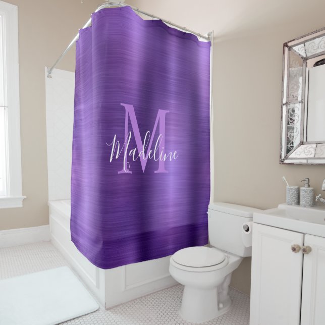 Rideaux De Douche Monogramme de script mauve métallisé brossé tendan (En situation)