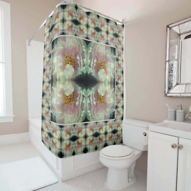 Rideaux De Douche Motif du centre de fleurs rose Peony (En situation)