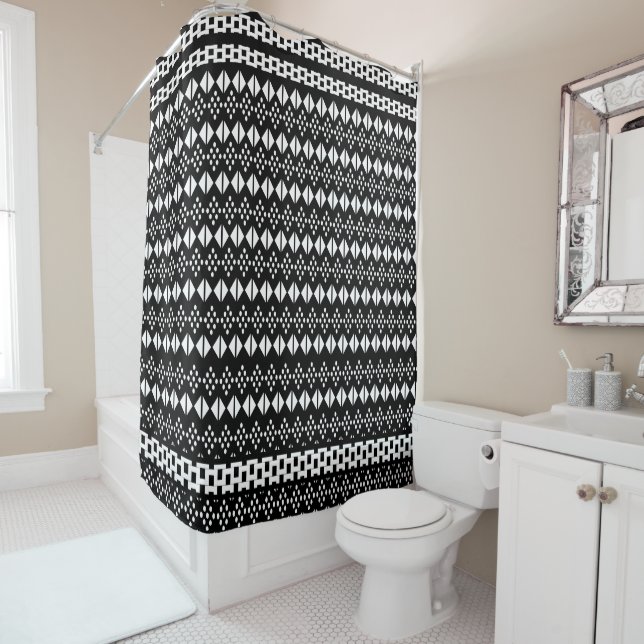 Rideaux De Douche Motif tribal noir et blanc (En situation)