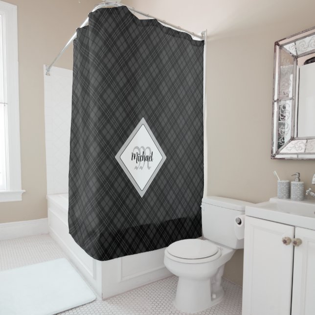 Rideaux De Douche Noir blanc tartan motif de Noël Monogramme (En situation)