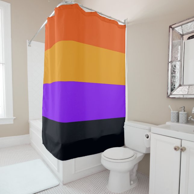 Rideaux De Douche Orange, Jaune, Violet et Grandes Noires (En situation)
