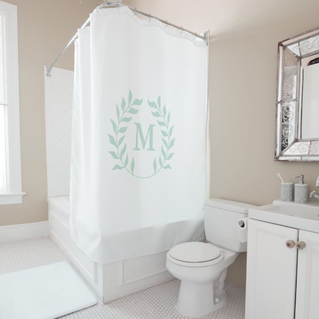 Rideaux De Douche Pastel Green Laurel Garland Wreath Monogramme (En situation)