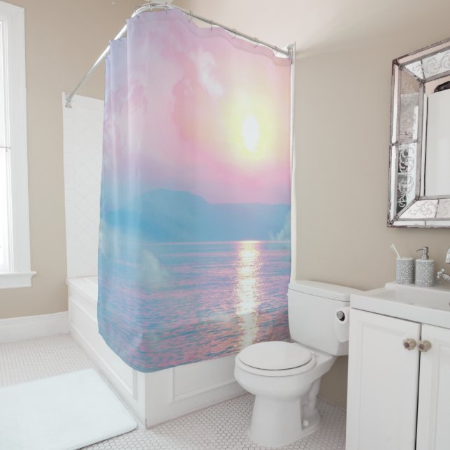 Rideaux De Douche Paysage magique au coucher du soleil rose (En situation)