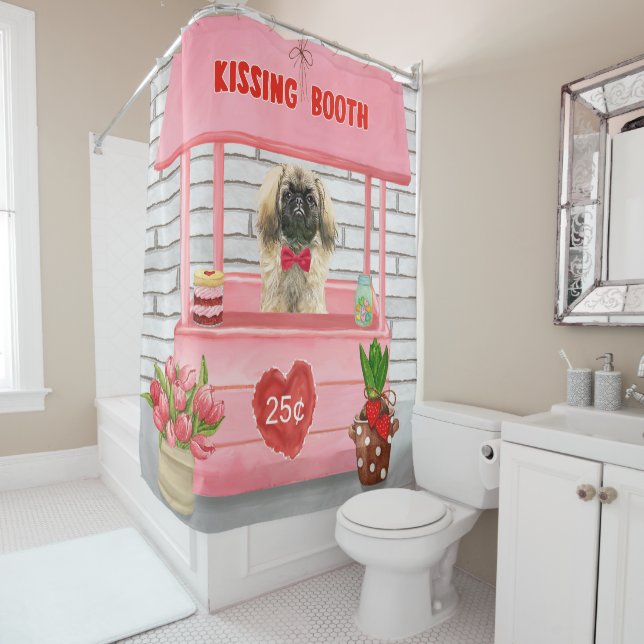 Rideaux De Douche pekingese Chien Valentine's Day Kissing Booth (En situation)