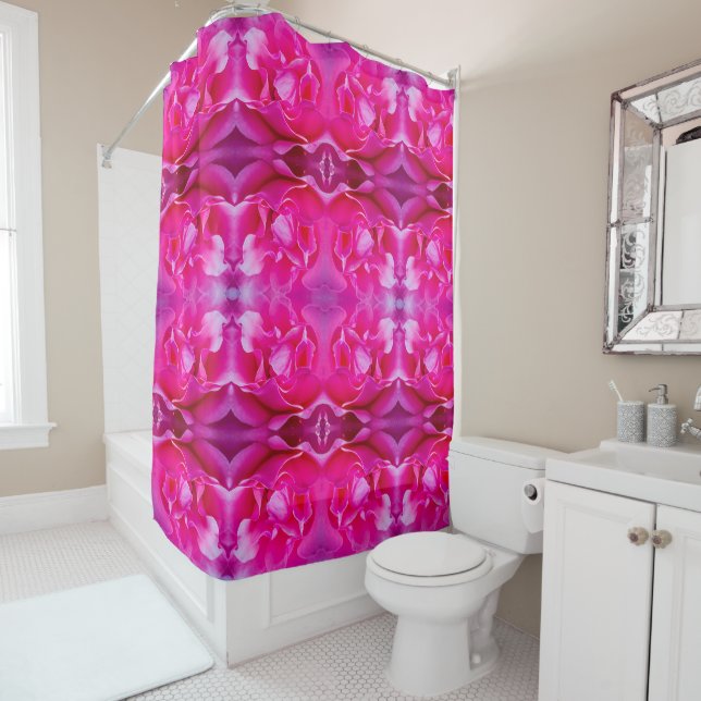 Rideaux De Douche Pétales de rose rose vif motif floral de taille XL (En situation)