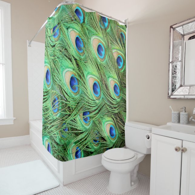 Rideaux De Douche Plumes vibrantes chiques de paon (En situation)