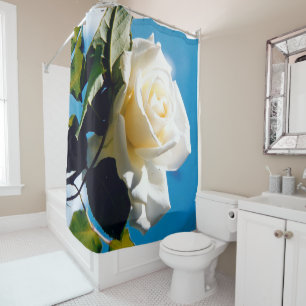 Rideaux De Douche Rose blanche sous ciel bleu