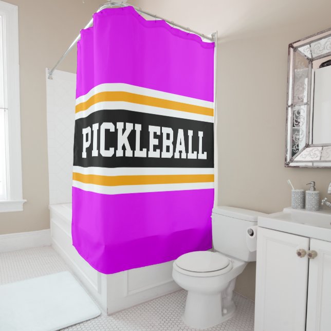Rideaux De Douche Sporty PICKLEBALL Bright Rose Black Racing Stripes (En situation)