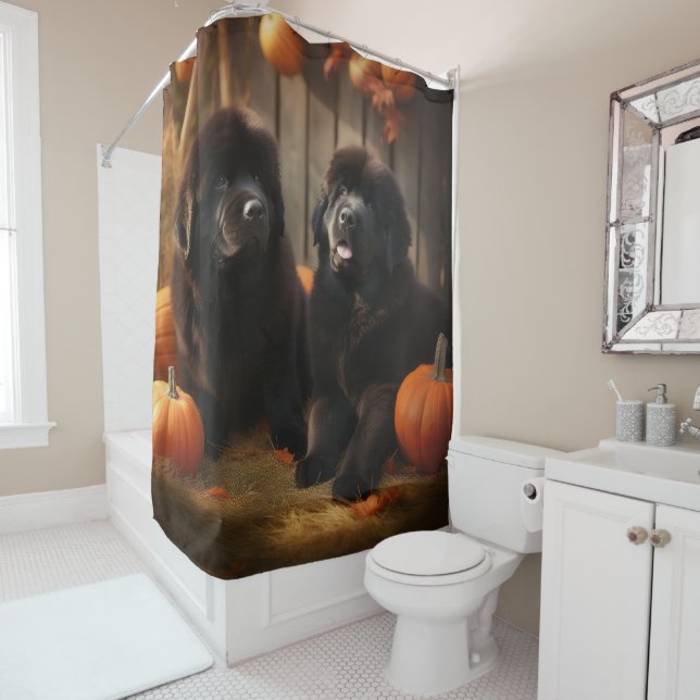 Rideaux De Douche Terre-Neuve Chiot Automne Citrouille de plaisir (En situation)