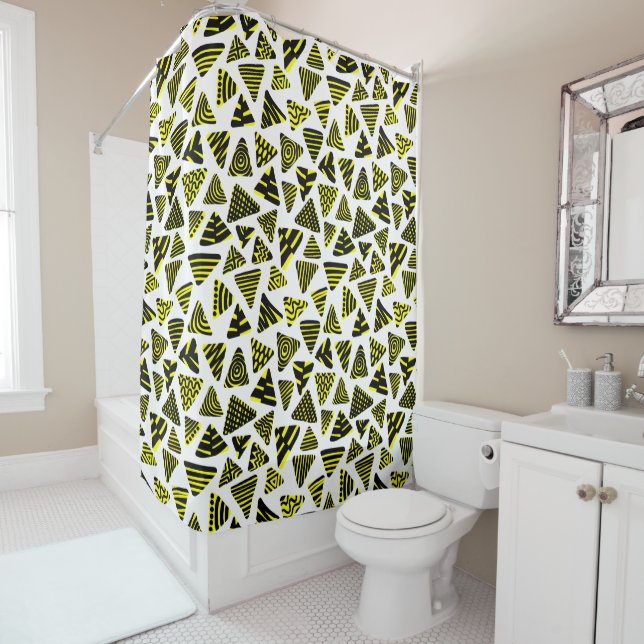 Rideaux De Douche Triangles 240121 - Noir et Jaune sur Blanc (En situation)