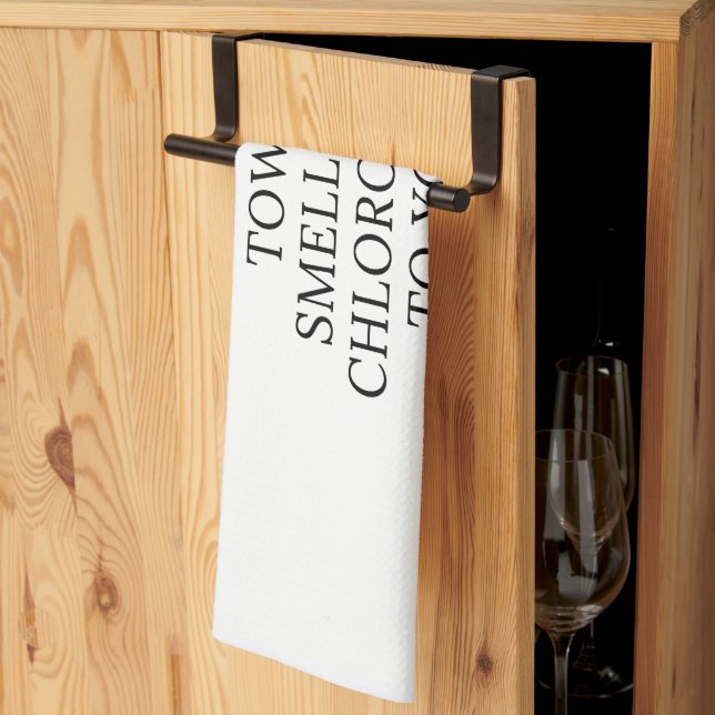 Riecht Ihnen dieses Handtuch wie Chloroform? (Drittel gefaltet)