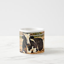 Riesige Kaffee-Kuh-Schale