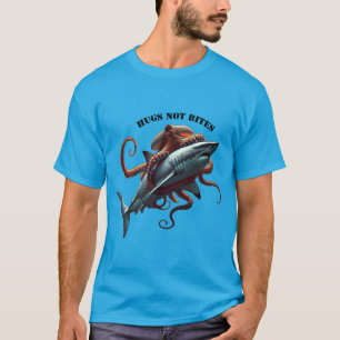 Riesiger Oktopus umarmt einen riesigen Weißen Hai T-Shirt