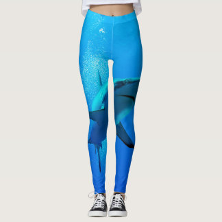 Riffhai in Blau schwimmend Leggings