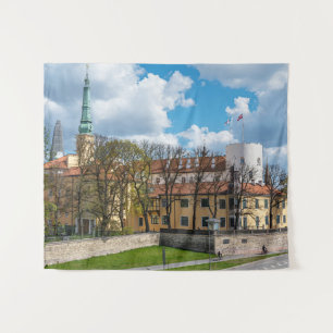 Riga Burg bei Sonnenaufgang in Riga, Lettland Wandteppich