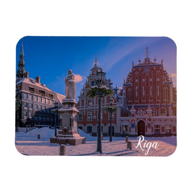 Riga Town Hall Platz im Winter Square Magnet (Horizontal)