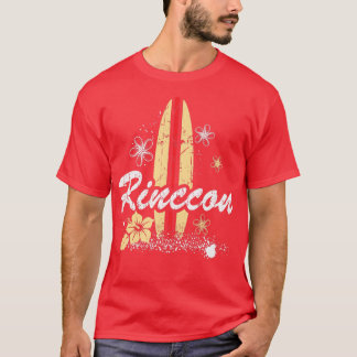 Rincon California Beach mit Surfboard gestört  T-Shirt
