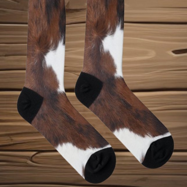 Rindflederbraun weiß  socken (Step into comfort with our Cowhide Brown White Socks. Perfect for cozy days at home  )