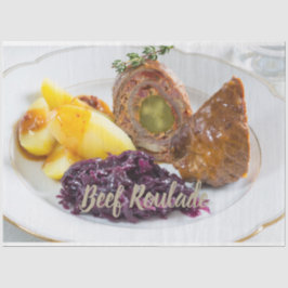 Rindfleisch Roulade mit Kartoffeln und rote Kohlkü Seidenpapier