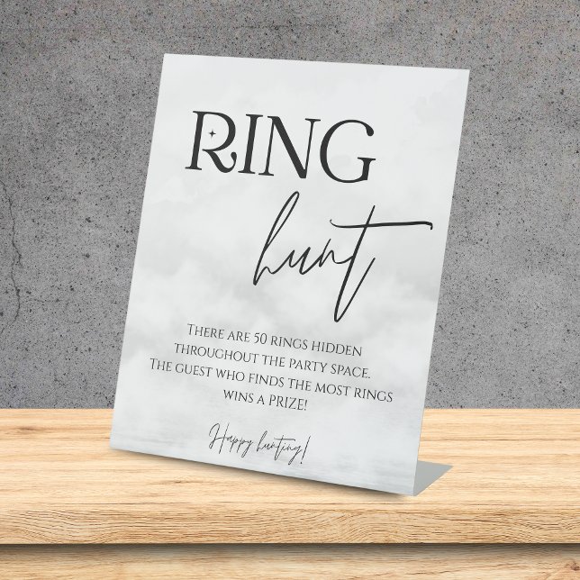 Ring Hunt Sie ist auf Cloud 9 Brautparty Sockelschild (Ring hunt - tabletop sign)