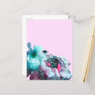 Ringe mit weißen Rosenblättern Ankündigungspostkarte