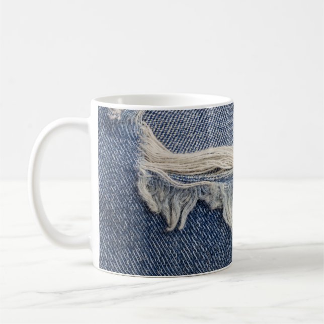 Rippte Jeans Textur, stilvoller Hintergrund. Kaffeetasse (Links)