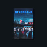 Riverdale Outdoor Pops Diner Poster Leinwanddruck<br><div class="desc">Riverdale | Archie und die Bande außerhalb des Pops Diner in der Nacht.</div>