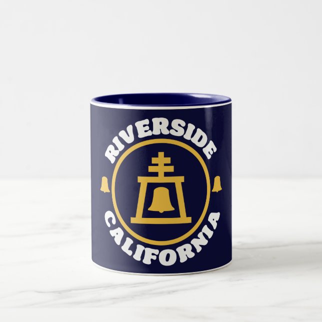 Riverside, Kalifornien Zweifarbige Tasse (Mittel)