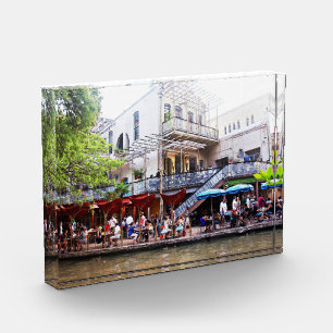 Riverwalk Restaurant Akrylle Block