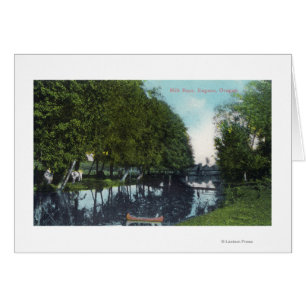 Rivière pittoresque avec scène de canot Eugene, OR