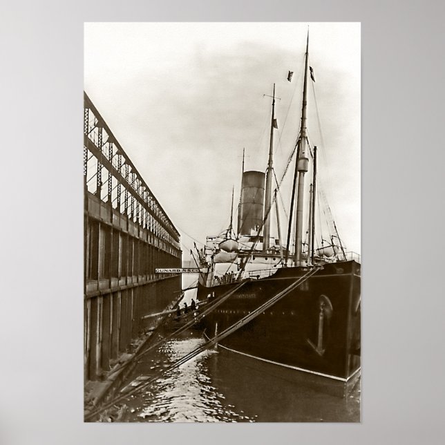 RMS Carpathia in New York Poster (Vorne)
