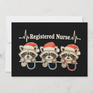 RN examinierende Krankenschwester Waschbär Weihnac Einladung
