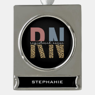 RN Registered Nurse Cheetah Print Abschluss Banner-Ornament Silber