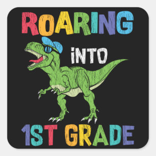 Roaring 1. Klasse Back School T rex Dinosaur Kinde Quadratischer Aufkleber