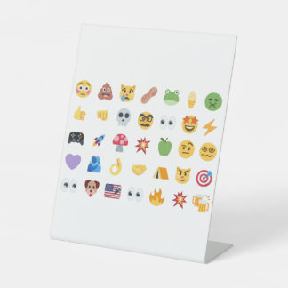 Roaring Kitty 35 Emoji Timeline GME MOASS DFV meme Sockelschild