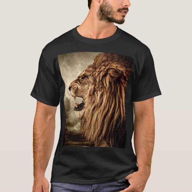 Roaring Lion: Majestic Vintag Art. T-Shirt (Vorderseite)