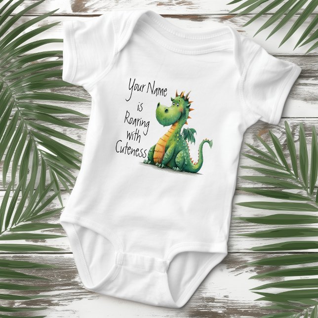 Roaring mit dem Kutness Dragon Baby Strampler (Von Creator hochgeladen)