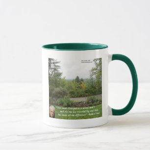 Robert Frost Weisheitszitat "Weniger begangener We Tasse