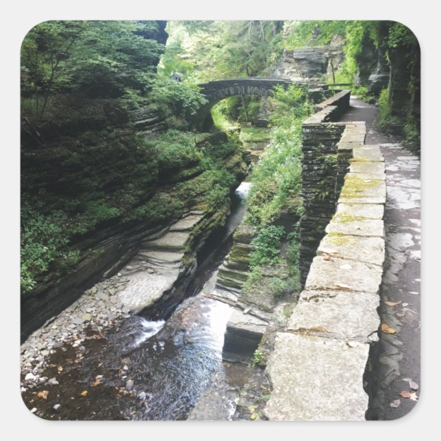 Robert h. treman Staat Park Bridge Quadratischer Aufkleber (Vorderseite)