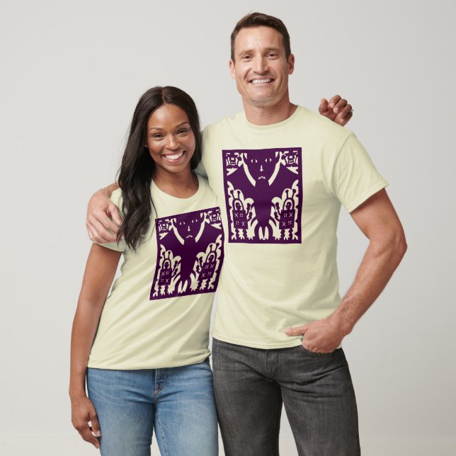Roboter kämpfen gegen das Monster T-Shirt (Unisex)