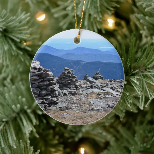 Rock Cairns New Hampshire Round Ornament (Baum)