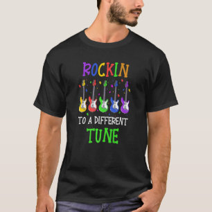 Rockin To A Different Tune Autismus T-Shirt